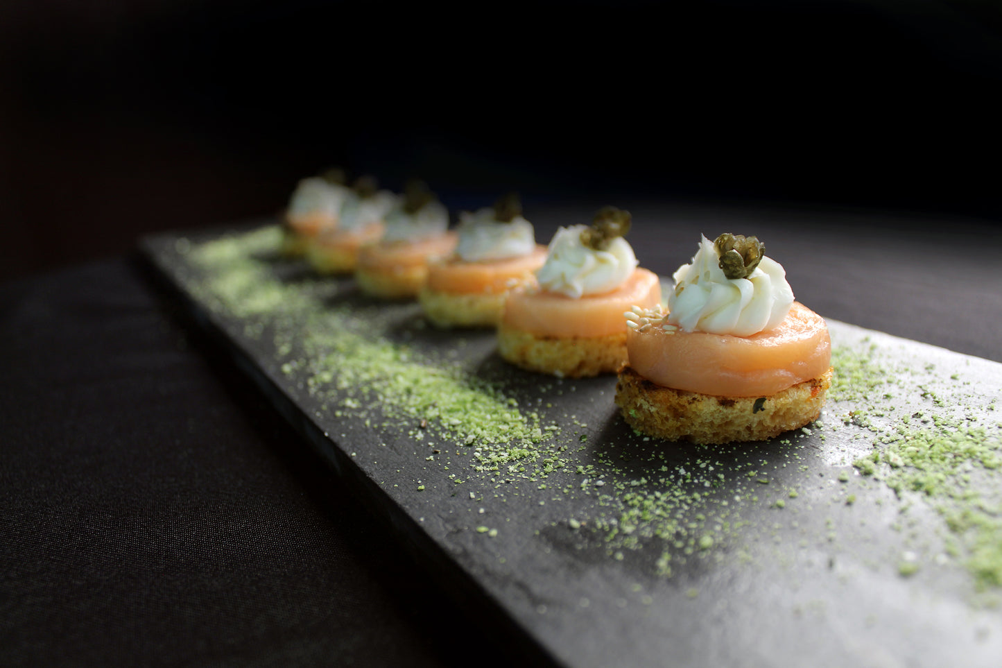 Canapés de salmón